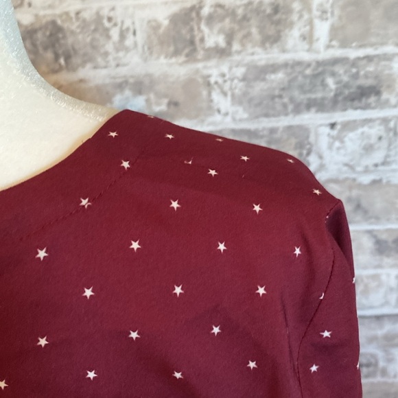 Loft petites wrap dress. Size OP. Maroon with white stars. Pretty. - Picture 9 of 16